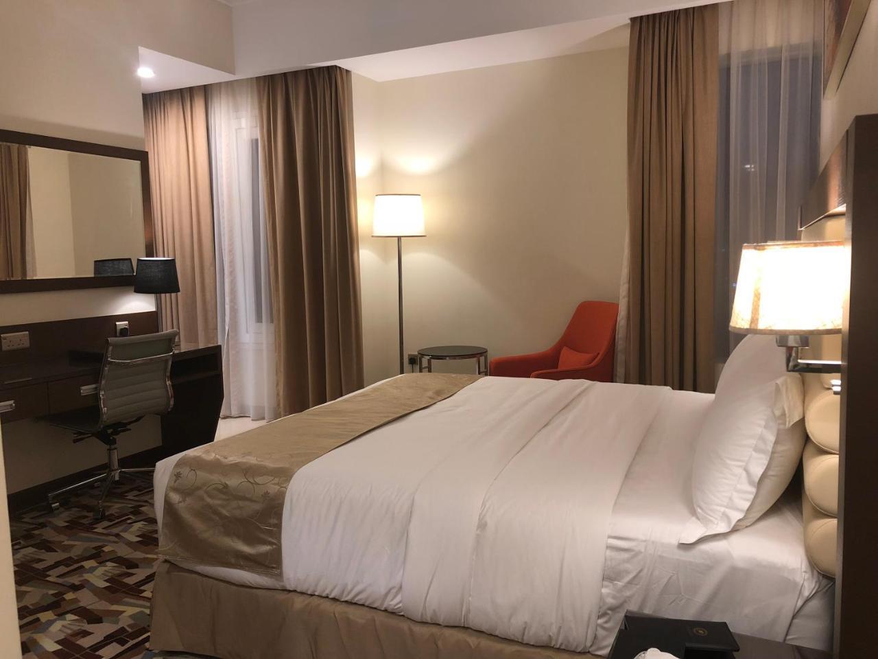 Al Murooj Grand Hotel Muscat Eksteriør billede
